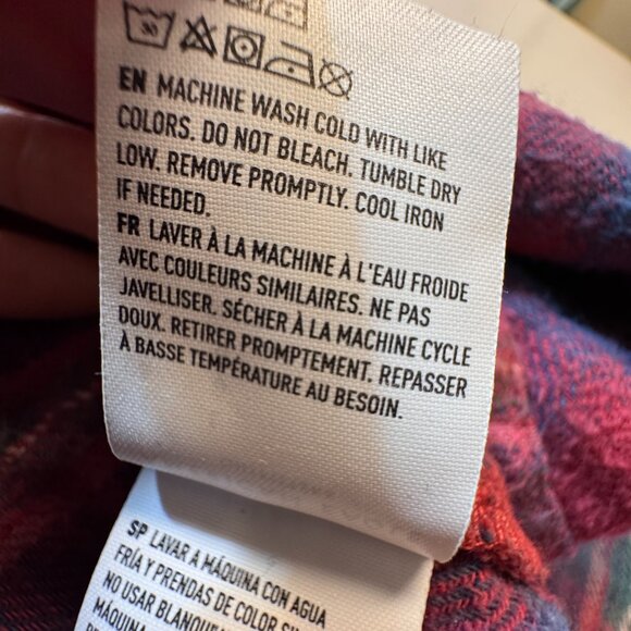 American Eagle Distressed Hooded Flannel Womens Large Red Navy Plaid Cabincore - Picture 9 of 9